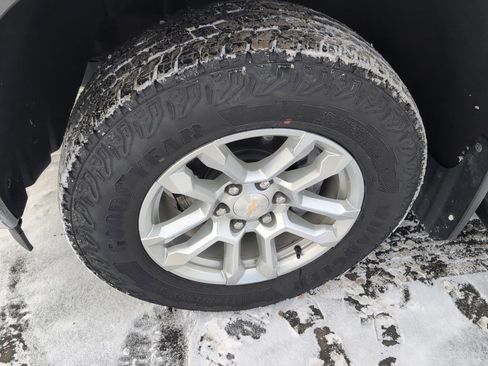 Used 2024 Chevrolet Silverado 1500 LT w/ Z71 Off-Road Package image 7