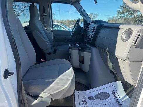 Used 2012 Ford E-350 and Econoline 350 XLT image 10