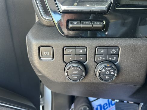 Used 2025 Chevrolet Silverado 2500 High Country w/ High Country Premium Package AWD/4WD image 22