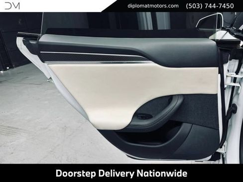 Used 2022 Tesla Model S Plaid AWD/4WD image 25