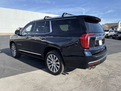 Used 2022 GMC Yukon Denali image 2