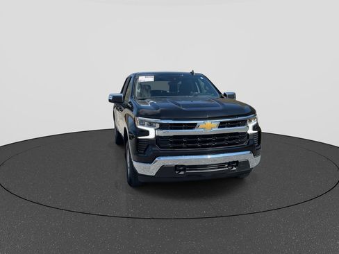 Used 2025 Chevrolet Silverado 1500 LT image 3