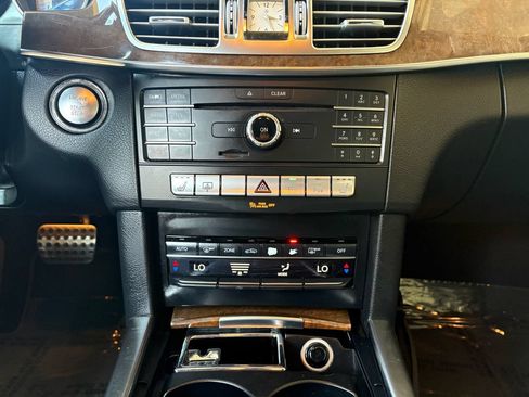 Used 2016 Mercedes-Benz E 350 Sedan image 15
