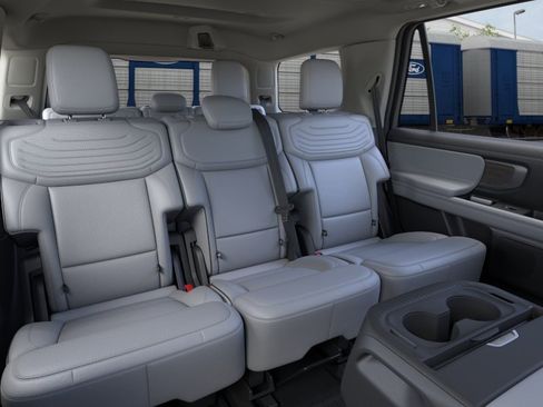 New 2026 Ford Expedition Platinum AWD/4WD image 12