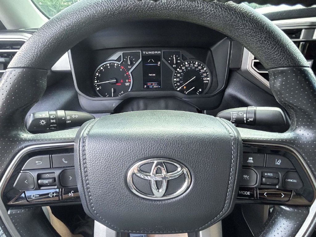 Used 2023 Toyota Tundra SR5 w/ SR5 Convenience Package AWD/4WD image 29