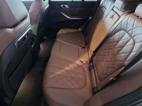 New 2026 BMW X5 xDrive40i w/ M Sport Package image 12