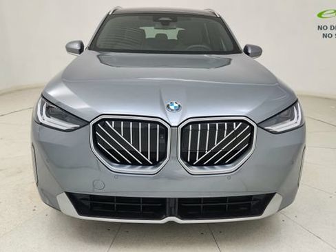 Used 2025 BMW X3 xDrive30i w/ Premium Package AWD/4WD image 2