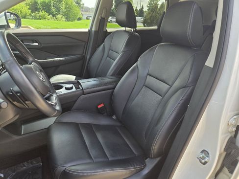 Used 2023 Nissan Rogue SL w/ SL Premium Package AWD/4WD image 13