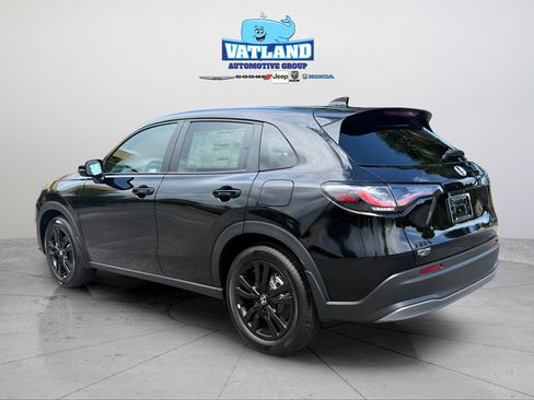 New 2027 Honda HR-V Sport image 3