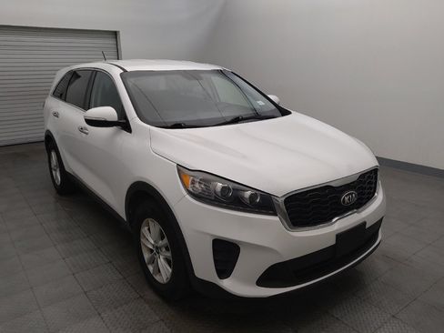 Used 2020 Kia Sorento LX FWD image 13