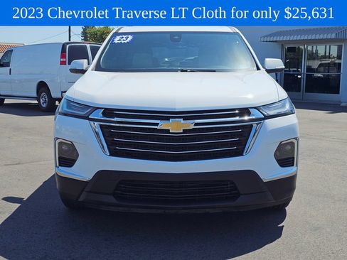 Used 2023 Chevrolet Traverse LT w/ LPO, Cargo Package AWD/4WD image 3