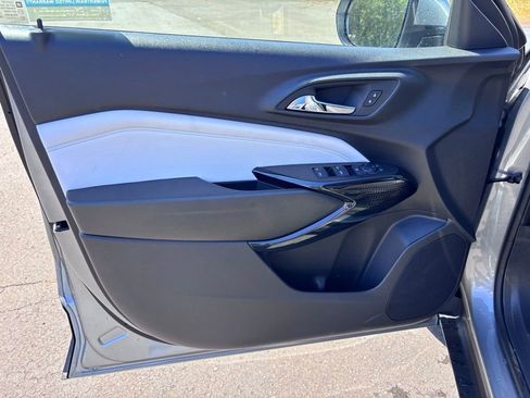 New 2025 Chevrolet Trax LT image 33