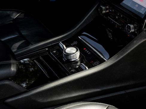 Used 2022 Jeep Grand Cherokee Overland image 33