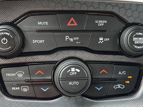 Used 2018 Dodge Challenger SXT Plus RWD image 30