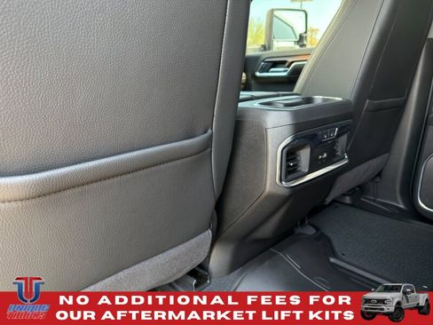 Used 2024 GMC Sierra 2500 Denali w/ Denali Reserve Package AWD/4WD image 24