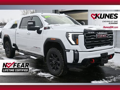 Used 2024 GMC Sierra 2500 AT4 w/ AT4 Preferred Package image 1