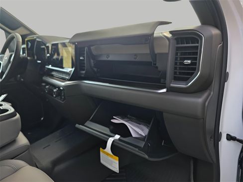 New 2026 Chevrolet Silverado 2500 LT w/ Texas Edition image 18