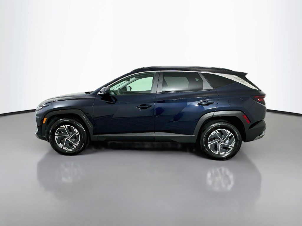 Certified 2025 Hyundai Tucson Blue AWD/4WD image 8