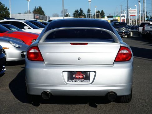 Used 2004 Dodge Neon image 4