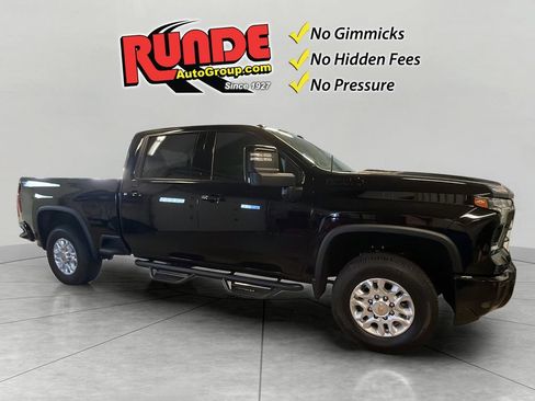 Used 2025 Chevrolet Silverado 2500 LTZ w/ LTZ Plus Package AWD/4WD image 1