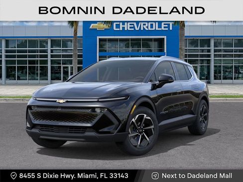 New 2026 Chevrolet Equinox EV LT image 8