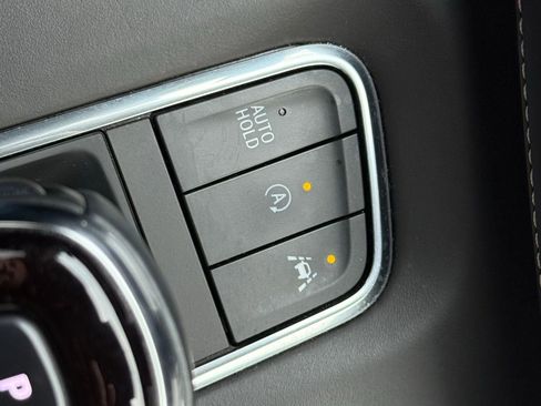 Used 2023 Cadillac Escalade Sport Platinum image 40