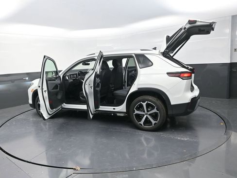 New 2026 Volkswagen Tiguan SE AWD/4WD image 33