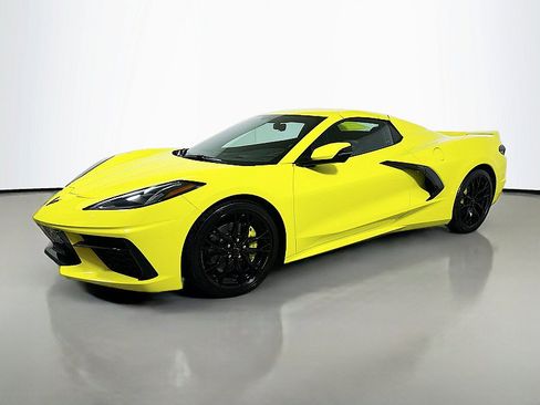 Used 2023 Chevrolet Corvette Stingray Preferred Conv w/ Battery Protection Package RWD image 4
