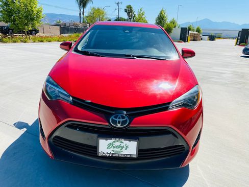Used 2018 Toyota Corolla LE FWD image 4
