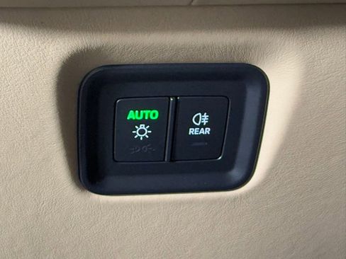 New 2026 Porsche Cayenne image 35