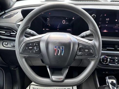 Used 2026 Buick Envista Preferred FWD image 20
