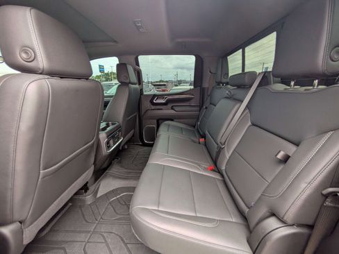 Used 2025 Chevrolet Silverado 1500 LTZ w/ LTZ Premium Package AWD/4WD image 13