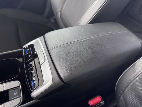 Used 2022 Hyundai Santa Cruz Limited AWD/4WD image 32