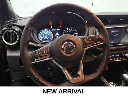 Used 2020 Nissan Kicks SR w/ SR Premium Package image 10