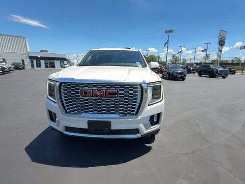 Used 2021 GMC Yukon Denali AWD/4WD image 3