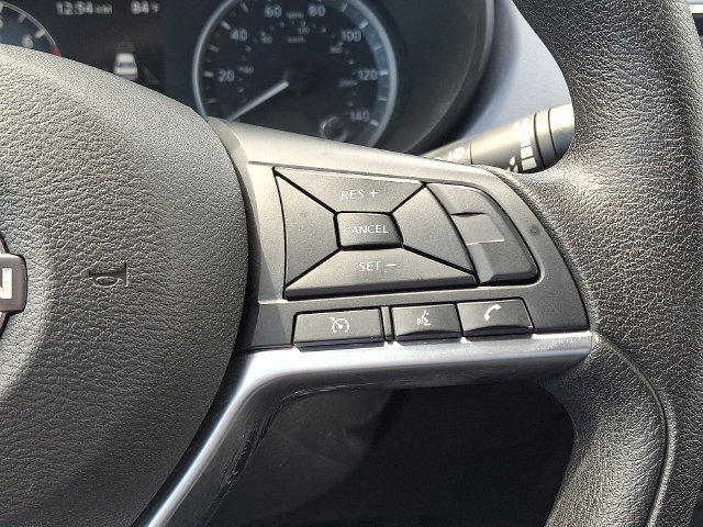 Used 2024 Nissan Versa SV FWD image 21
