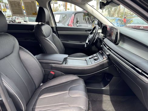 Used 2025 Hyundai Palisade SEL FWD image 40