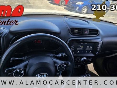 Used 2018 Kia Soul + FWD image 39
