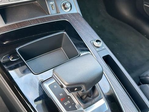 Used 2024 Audi Q5 2.0T Premium Plus image 16