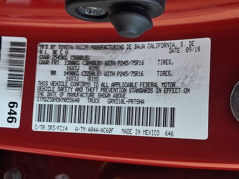 Used 2019 Toyota Tacoma SR5 AWD/4WD image 25