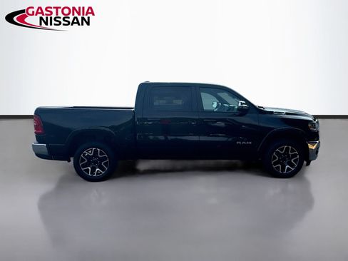 Used 2025 RAM 1500 Laramie AWD/4WD image 10