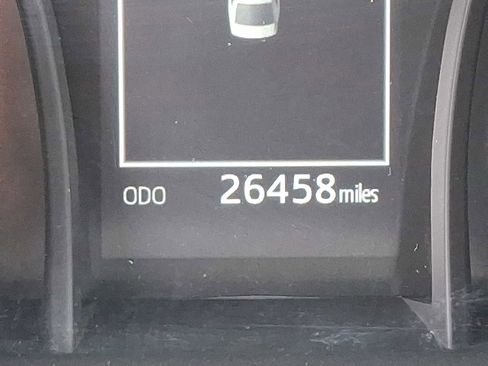 Used 2024 Toyota Camry SE image 20