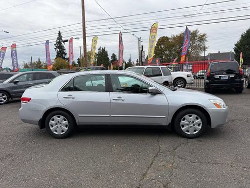 Used 2004 Honda Accord LX image 11
