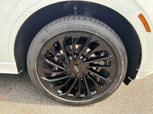 New 2026 Lincoln Aviator Reserve w/ Jet Appearance Package AWD/4WD image 13