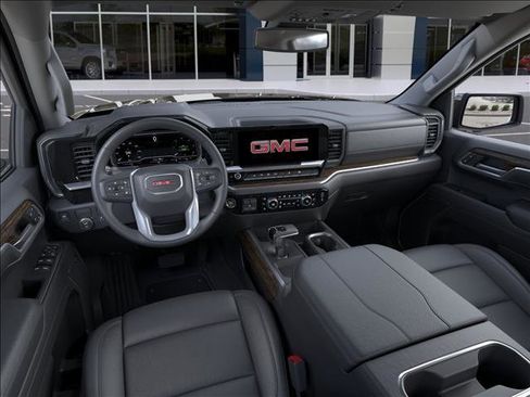 New 2026 GMC Sierra 1500 SLT image 15