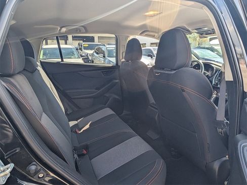 Used 2023 Subaru Crosstrek 2.0i Premium image 17