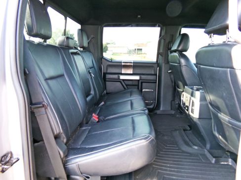 Used 2022 Ford F250 Lariat w/ Lariat Ultimate Package AWD/4WD image 14