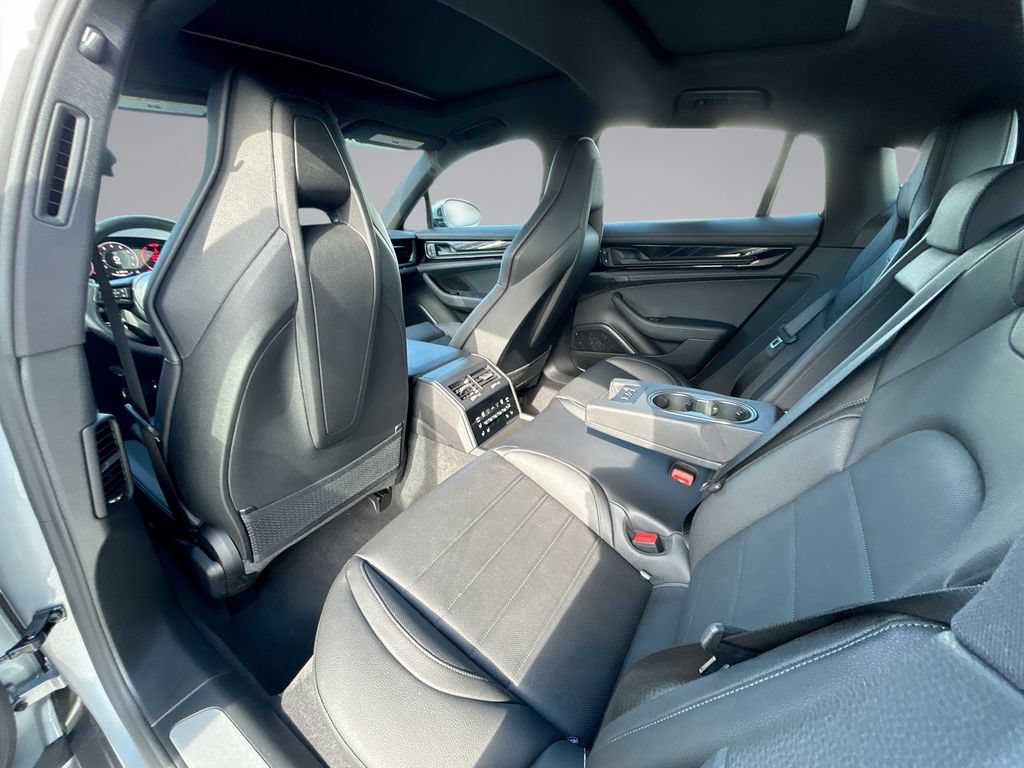 Used 2026 Porsche Panamera w/ Premium Package RWD image 15