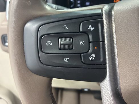 Used 2024 GMC Yukon Denali AWD/4WD image 23
