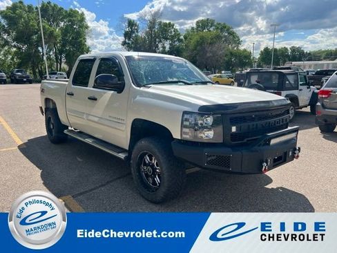 Used 2013 Chevrolet Silverado 1500 LT w/ LT White Diamond Edition AWD/4WD image 1